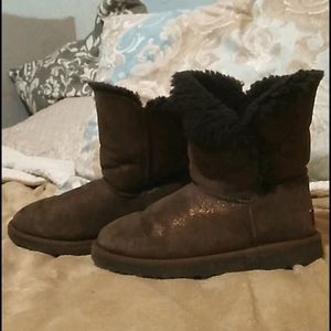 Ugg Short Bailey Button Boot